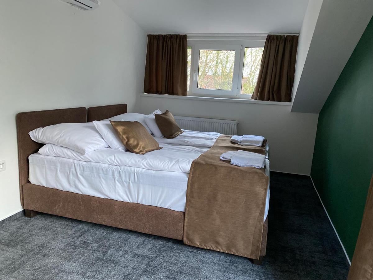 A Fogado Bed & Breakfast Bicske Exterior foto