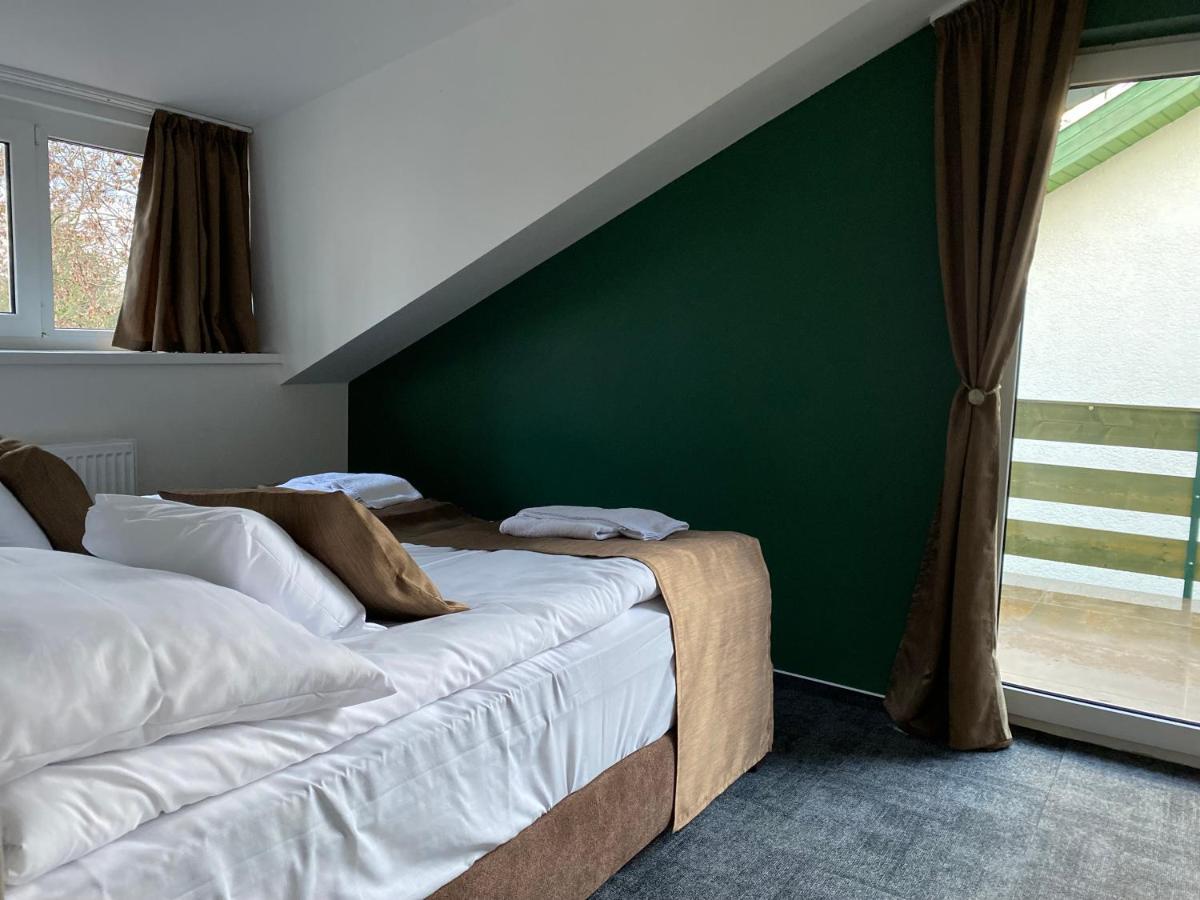 A Fogado Bed & Breakfast Bicske Exterior foto
