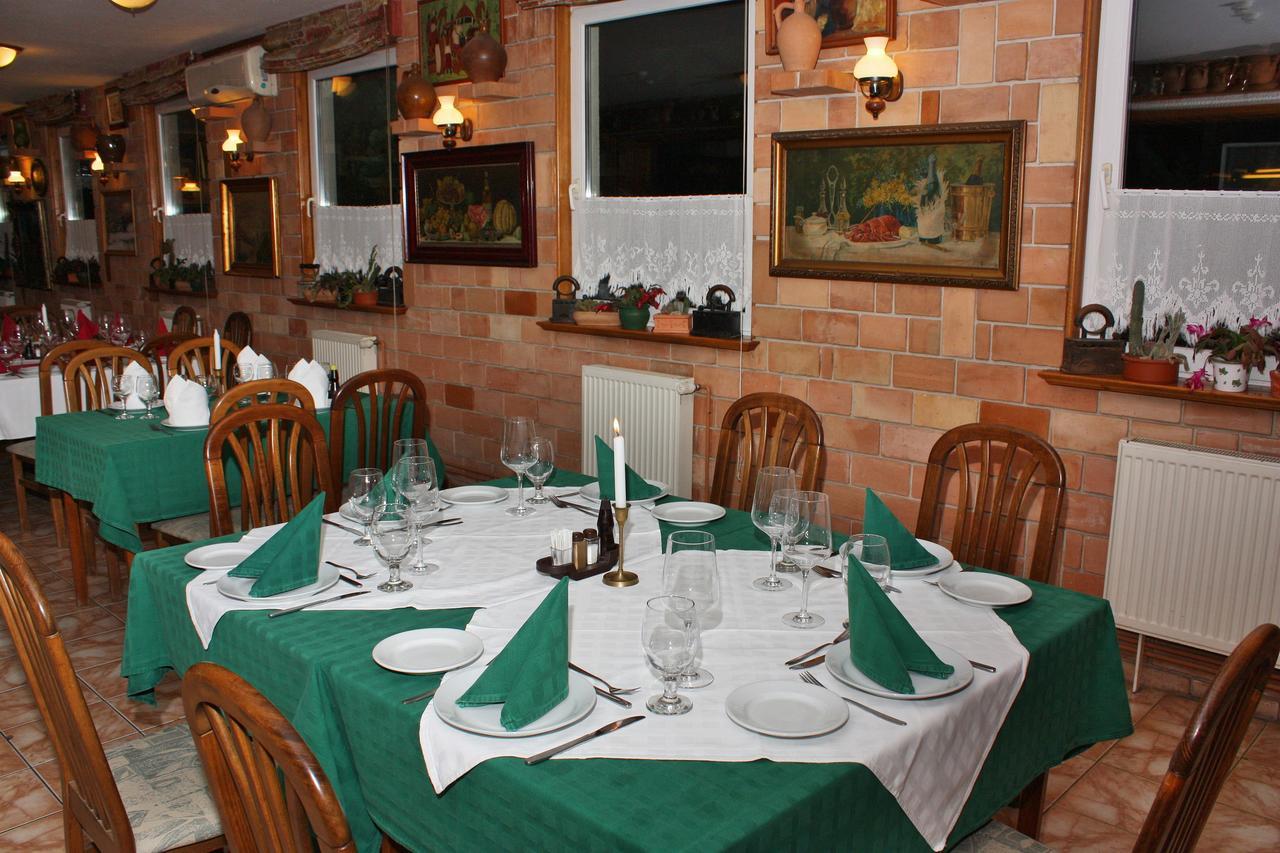 A Fogado Bed & Breakfast Bicske Exterior foto