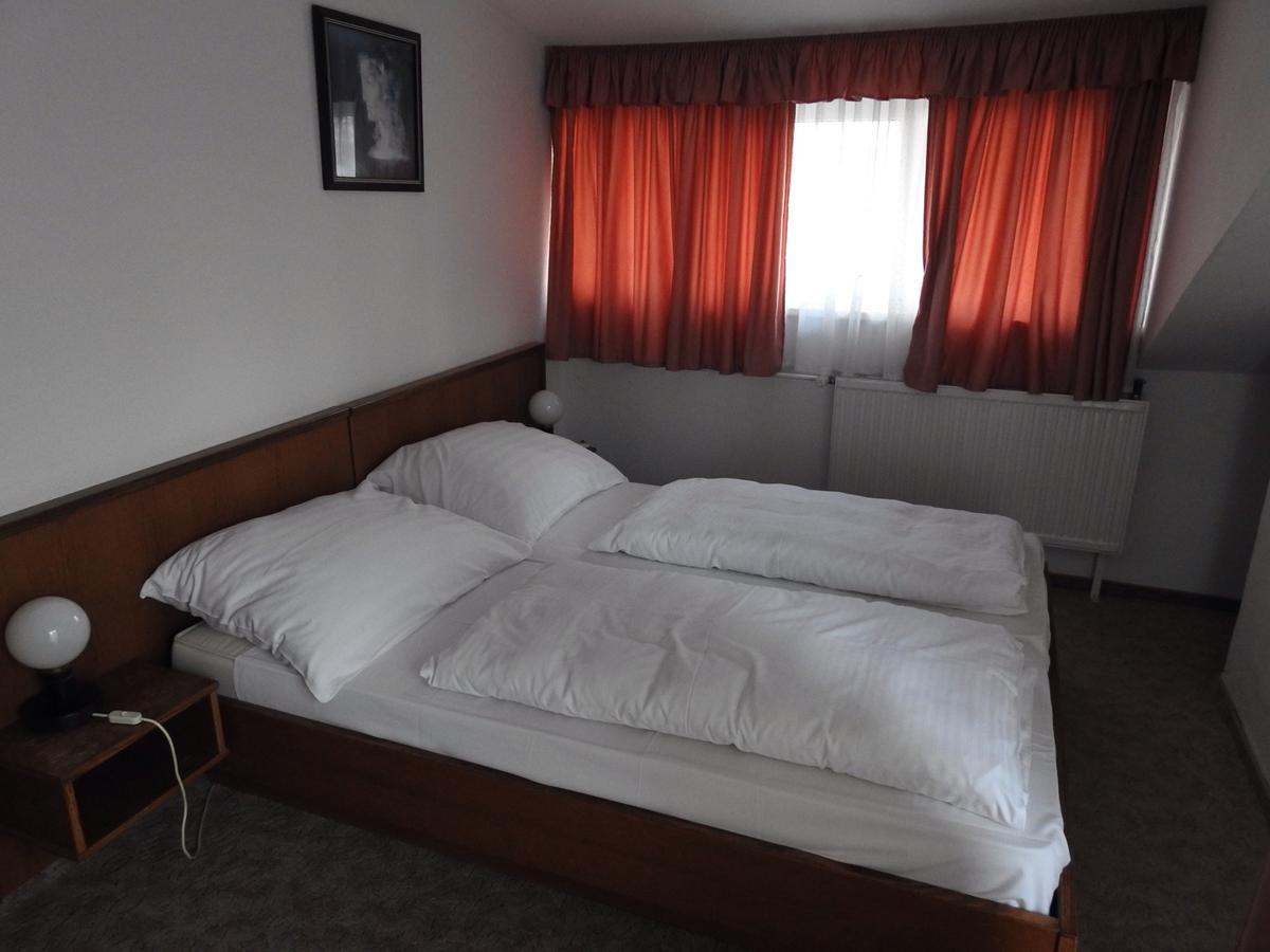 A Fogado Bed & Breakfast Bicske Exterior foto